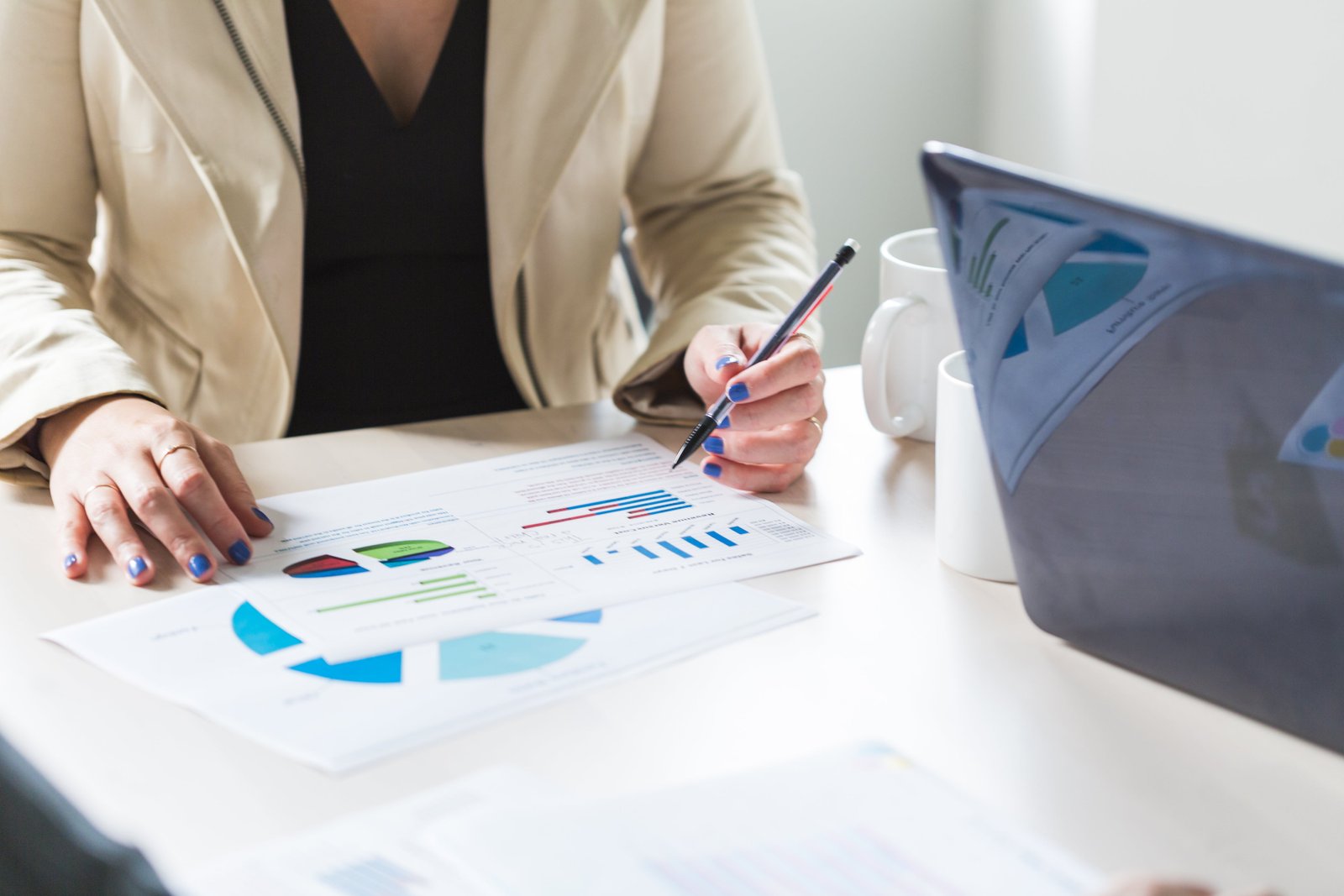 Business Analytics & Data-Driven Thinking